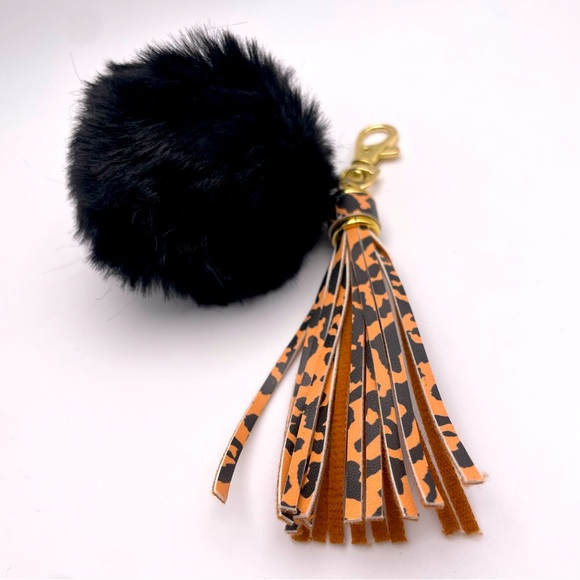 LEOPARD PRINT | Tassel + Pom Pom | Bag Charm | Keychain (Brand New!) ✨ - Picture 3 of 5